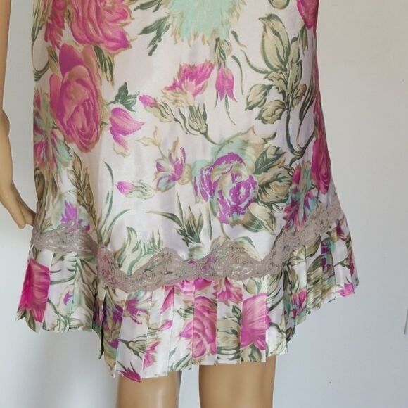 Vintage Gold Label VS lingerie floral - Picture 7 of 8